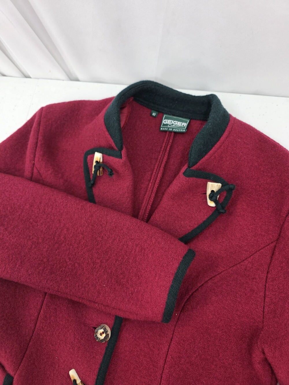 Vintage Geiger Collection Red Wool Jacket Black Trim Faux Wood Button Size 40.